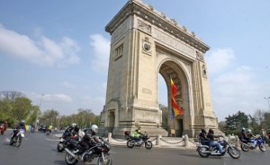Arcul de Triumf-monument construit dup-â Primul R-âzboi Mondial, pentru a celebra Marea Unire