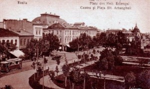 Piaţa Sf. Arhangheli şi Teatrul ,,Maria Filoti” din Brăila