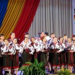 Folclor românesc într-un grandios festival internaţional 