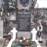 La mormântul lui Mihai Eminescu