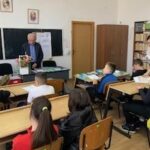 Ziua Mondială a Poeziei sărbătorită la Școala Gimnazială Ciuperceni din județul Gorj