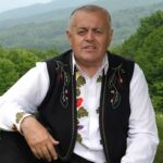 VASILE  COCA: ”Fac tot ce pot pentru a atrage cât mai mulți copii și tineri spre cântecul nostru tradițional”