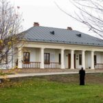 Conacul Pillat din Miorcani